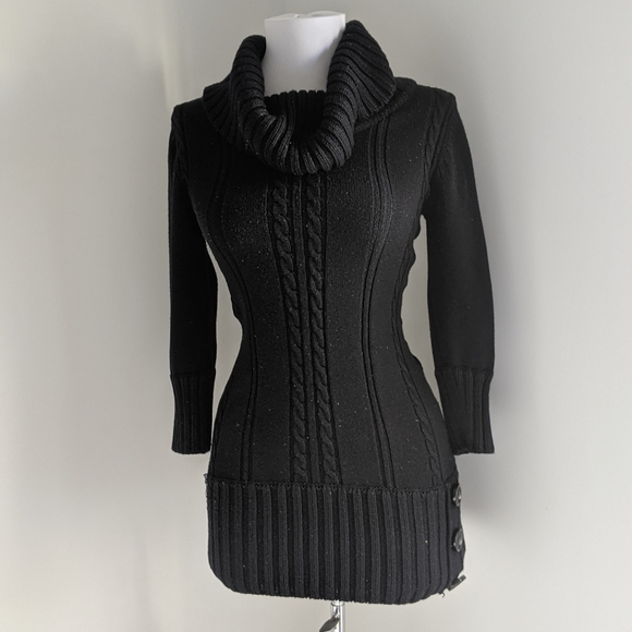 XOXO Sweater - Picture 2 of 5